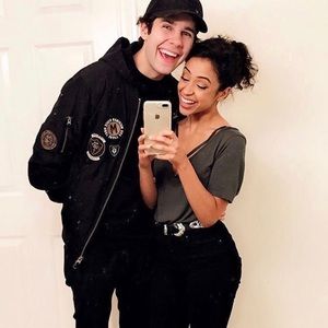 Meet your Posher, Maya